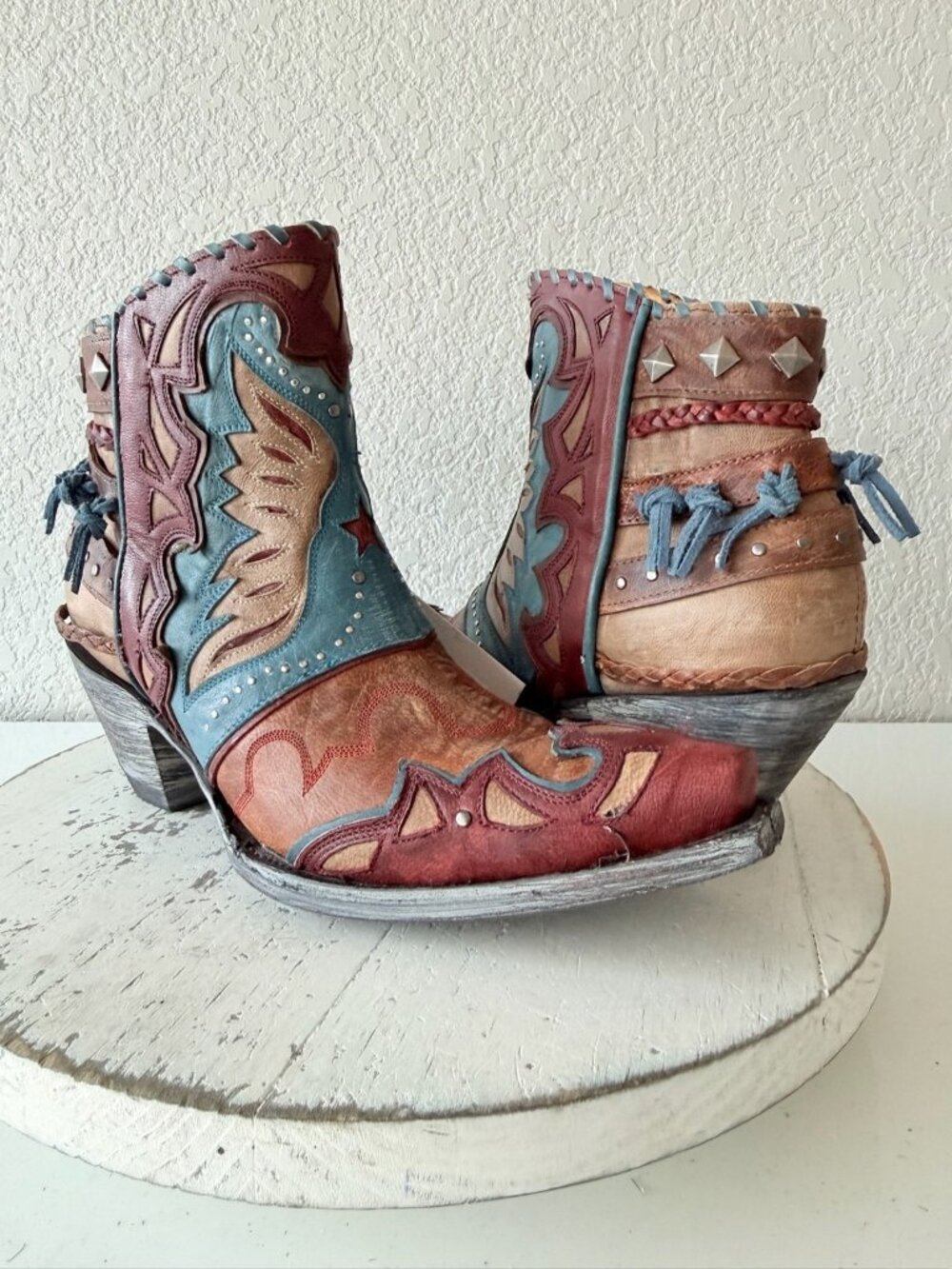 Old Gringo EAGLE FLIGHT Short Cowboy Boots Blue Red Womens 7.5 Snip Toe Ankle